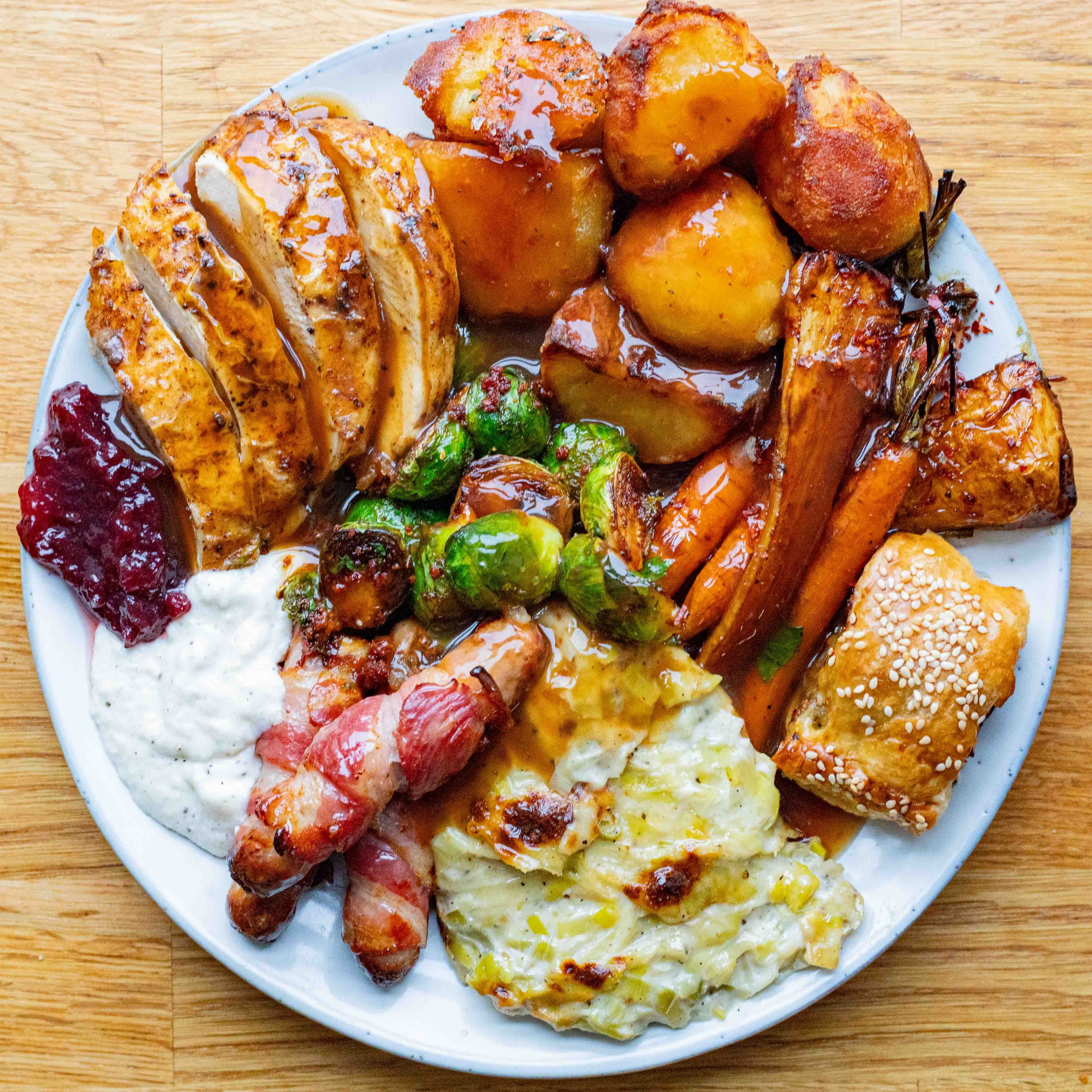 Special Edition: The Christmas Dinner Box - Image 3